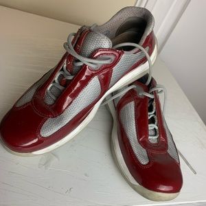 Prada sneaker size 37
